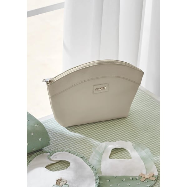 19286.010mb-mayoral-necessaire-creme.webp