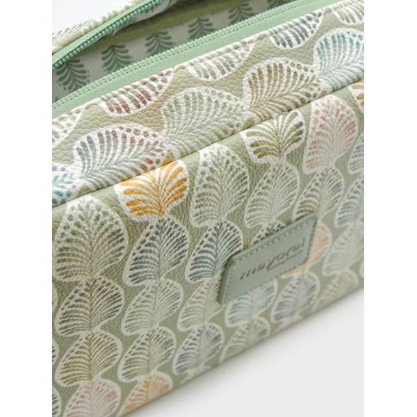19976059mb-mayoral-necessaire-verde-suave-3.webp