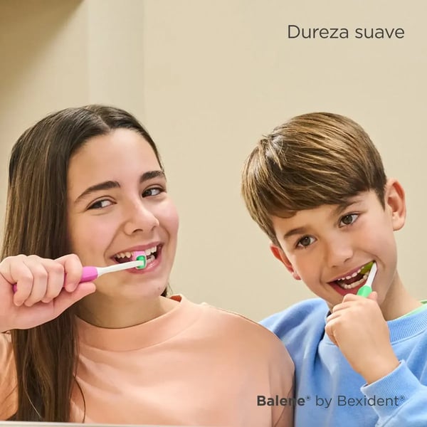 7538397-balene-by-bexident-junior-escova-de-dentes-6a-azul-2.webp