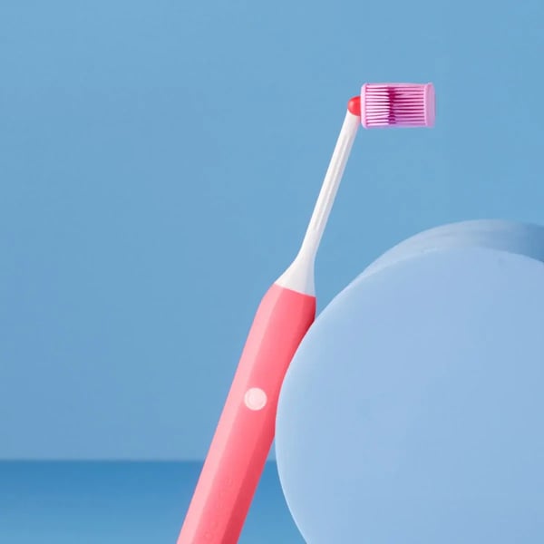7538413-balene-by-bexident-junior-escova-de-dentes-6a-rosa-2.webp
