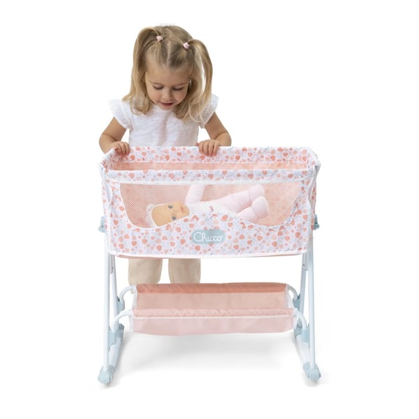 7546515-chicco-brinquedo-next2me-a-minha-primeira-boneca-4.webp