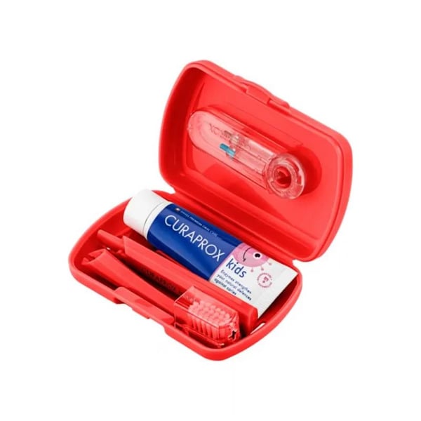 7572057-curaprox-kids-kit-viagem-vermelho-2.webp