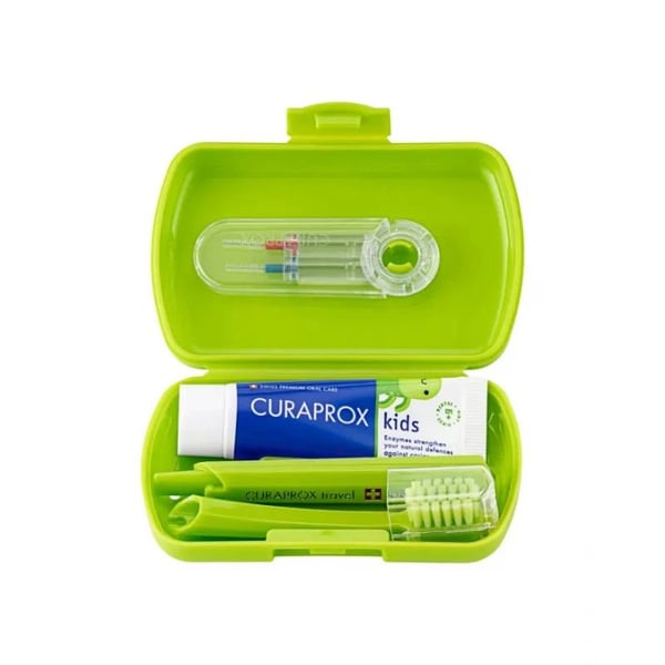 7572065-curaprox-kids-kit-viagem-verde-2.webp